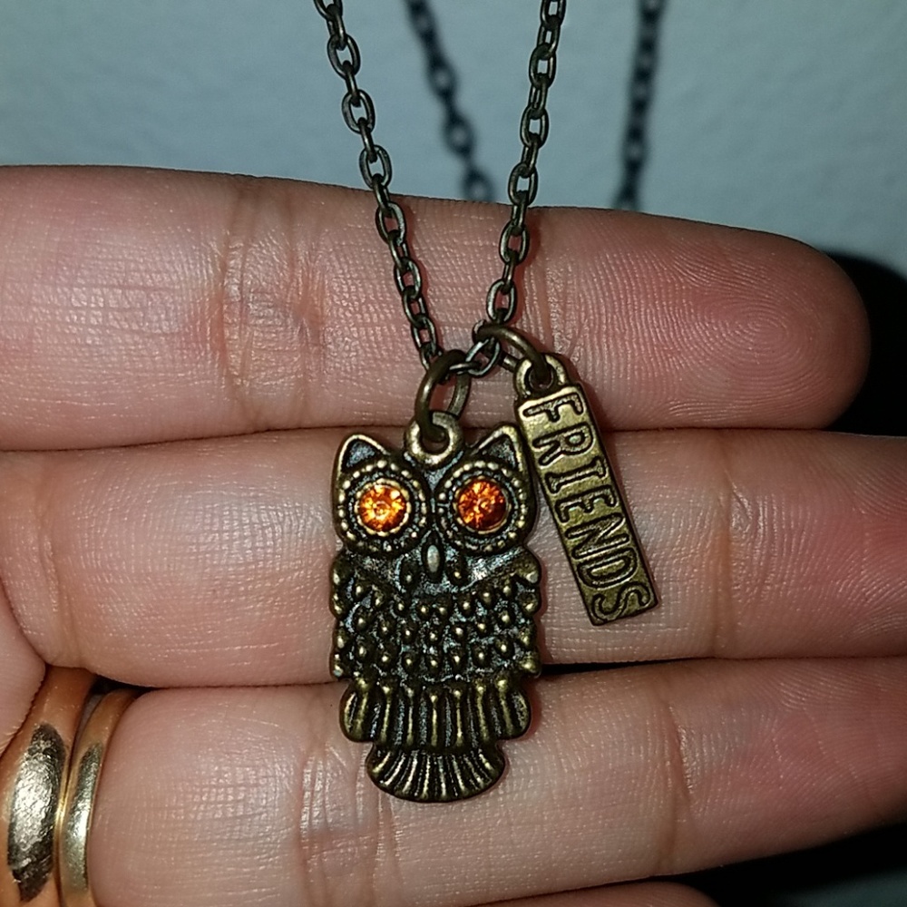 OWL FRIENDS NECKLACE! Gift Box INCLUDED